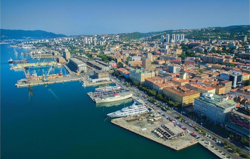 Misel Apartment Rijeka Bagian luar foto